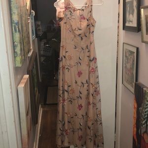 Tailor made dress. Pale pink with floral design L